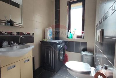 Casă 7 camere și 640 teren –str. Tautiului, Comision 0% - 29