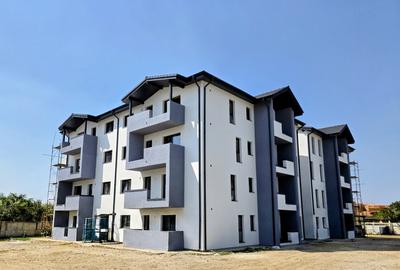 Apartament cu 2 camere decomandat în Sânpetru