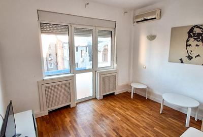 Vinzare apartament renovat cu design italian in  Piata Romana - 9