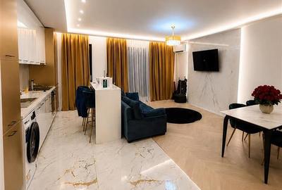 Apartament cu 3 camere decomandat, mobilat în Central