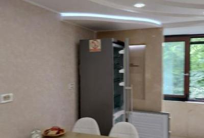 Apartament 4Camere,Uniri,Metrou,et.2/8,DECOMANDAT,2 bai,2 balcoane,mobilat - 9