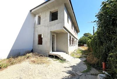 VILA CU AUTORIZATIE ACTIVA || 4 CAMERE || LA GRI || DOROBANTI - ROMANA - 1