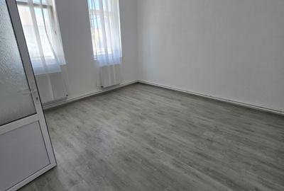 Casă individuală cu 3 camere în Fratelia