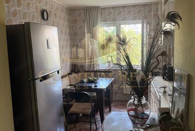 Apartament 3 camere-Obregia,Piata Straduintei,Bloc 1980 - 5