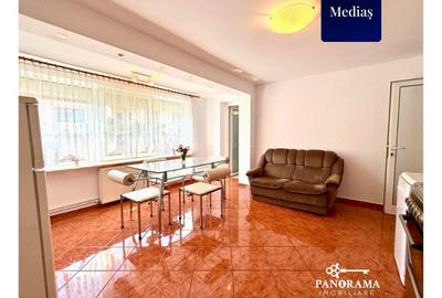 Apartament la casă cu curte proprie în Aviatorilor Mediaș - 9