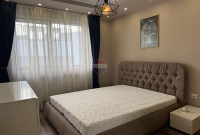 Apartament cu 2 camere semidecomandat, mobilat în Florești