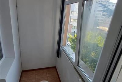 Apartament 3 camere Nicolina /Cug , 70 MP, etaj intermediar - 18