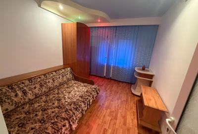 Apartament 3 camere,zona E3,etaj 3 - 11