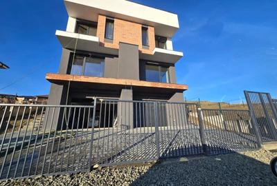 Duplex cu garaj si terasa panoramica 72 mp, Iris - 1