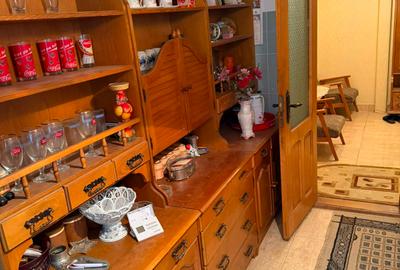 De VÂNZARE: Apartament e cu 3 camere, Decomandat – Etaj 1/3 - 10