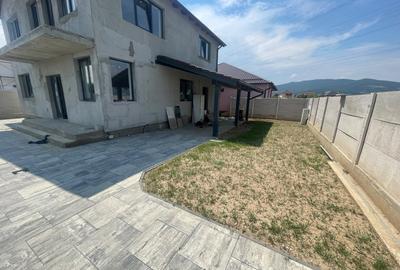 CASĂ SEMIFINISATĂ | 200 MP UTILI | 500 MP TEREN | ZONA BĂRĂBANȚ - 8