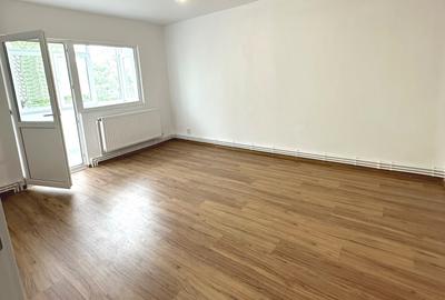 Apartament 4 camere, 2 bai, 82 mp, RENOVAT, instalatii noi, etaj 1 - 3