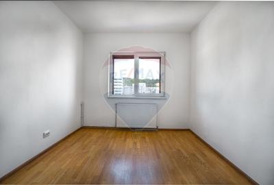 Apartament cu 4 camere de inchiriat |2 BAI | RACADAU| COMISION 0% - 12