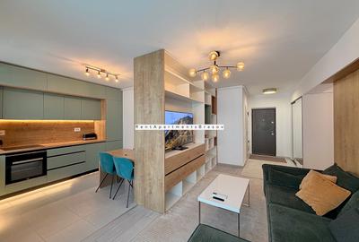 Apartament cu 3 camere decomandat în Tractorul