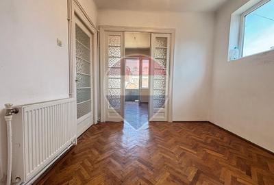 Apartament 3 camere în Centru Vechi. - 1