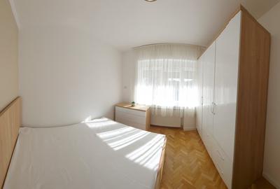 Complex - Centrul de Afaceri Proprietar -  3 camere NOU - 15