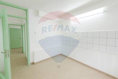 Spațiu comercial pentru clinică / laborator / cabinet medical - 9