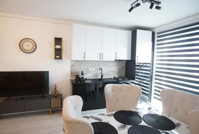 Apartament cu 2 camere semidecomandat, mobilat în Rahova