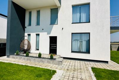 Casă individuală cu 4 camere în Berceni