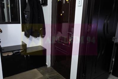 Apartament cu 2 camere de vânzare în Câmpina, zonă Central - 5