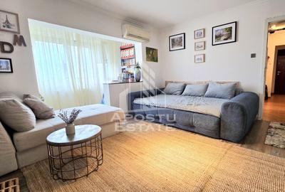 Apartament cu 3 camere semidecomandat, mobilat în Bucovina