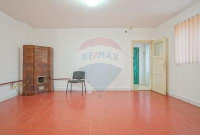 REZERVAT!! CASA 4 CAMERE || PRETABIL SEDIU || SPATIU DE LUCRU - 8