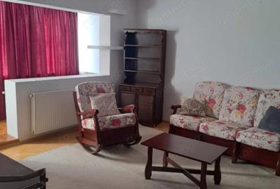 Apartament cu 2 camere decomandat în Girocului