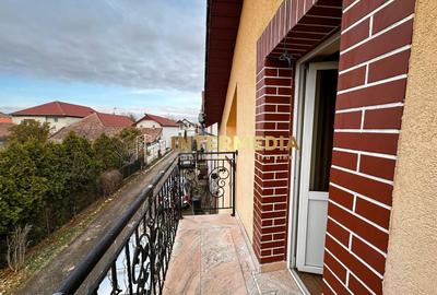 Casă individuală cu 3 camere în Central
