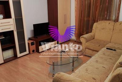 Apartament cu 3 camere semidecomandat, mobilat în Mihai Viteazul