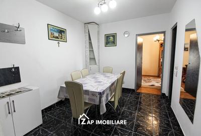 Dâmbul Pietros - Bulevardul 1848 - Ap 2 Camere Decomandat - Hol Pătrat - 3