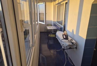 Se vinde in Malu Rosu ap decomandat,doua camere,et8/10,pret 64000 negociabil - 10