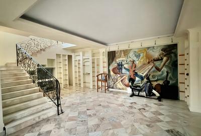 Vilă impresionantă 10 camere si teren 2.500 mp zona Pipera - 1