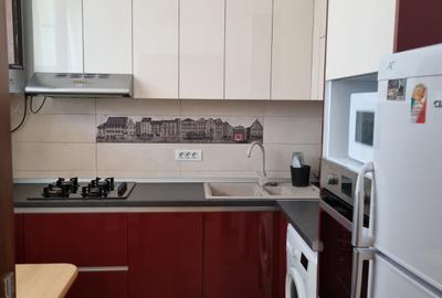 Mamaia Nord - Uzina de Pizza  - 2 camere mobilat - termen lung - 500 euro - 8