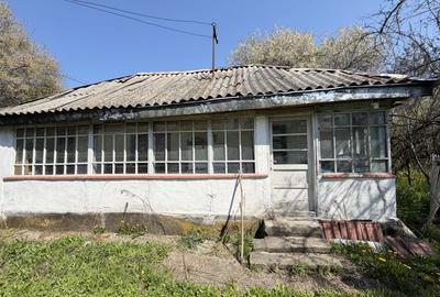 Casă individuală cu 2 camere în Lunca Corbului