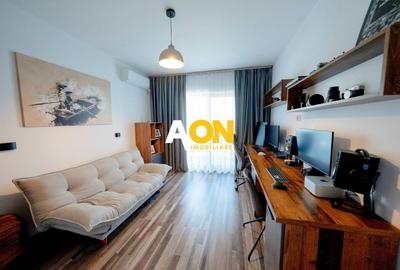 Apartament cu 3 camere semidecomandat, mobilat în Cetate