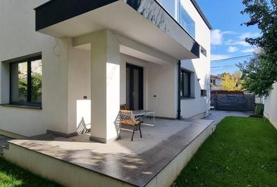 Casă spectaculoasă – 314 mp utili, cramă, terase, 7 camere, teren 432 mp - 1