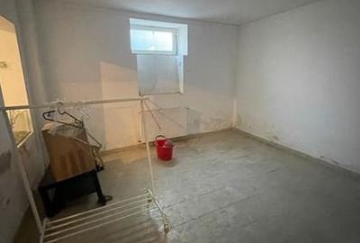 Apartament patru camere sector 4 - 17