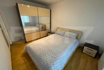 Apartament cu 3 camere decomandat, mobilat în Petroșani