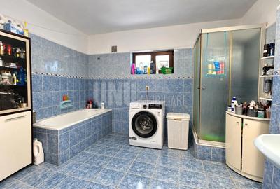 Vilă D+P+M de vânzare Bucium Iași – 186 mp utili, garaj, 2 bucătării, teren 300 mp – 176.000 € - 12