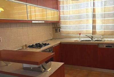 Vilă 300 mp | 8 Camere | Ideală Birouri, Clinică sau Afterschool | Tei - 3
