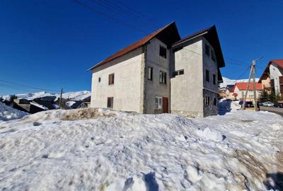 Casa de Vacanta Duplex P+1 , Statiunea Turistica Ranca, oras Novaci - 2