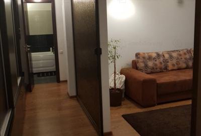Apartament cu 2 camere decomandat, mobilat în Titan