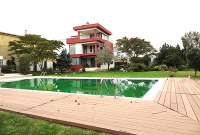 Vila exclusivista de vanzare in Palazu, 1550mp., cu deschidere de 50m. la Lac - 1