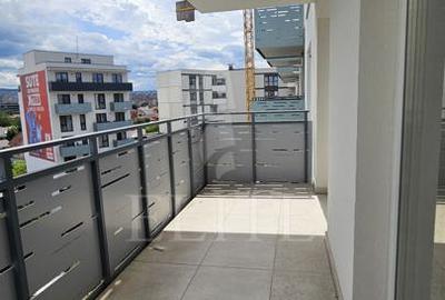 Apartament 3 camere în zona str. Fabricii, str. Campina - 14