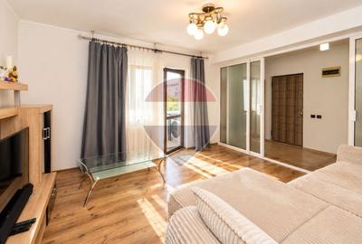 Apartament 2 camere de vanzare, 67mp mobilat, parcare, bloc cu 6 ap. - 18