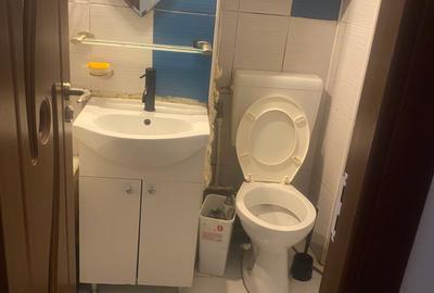 Apartament 2 camere de vanzare zona Scoala 8 - 10