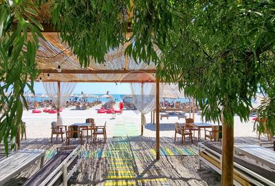 Complex cu piscina si terasa, de vanzare la 200 m de mare, Mamaia Nord - 16