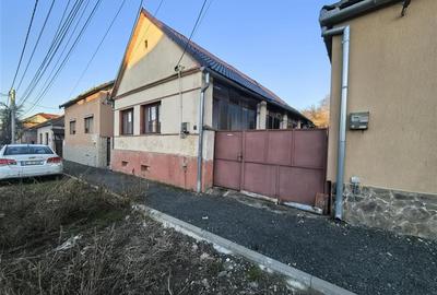 Casa cu 3 camere si pivnita in Lipova - 1