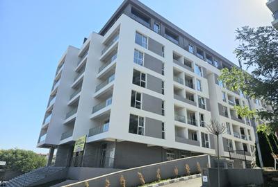 Apartament cu 3 camere decomandat în Vitan