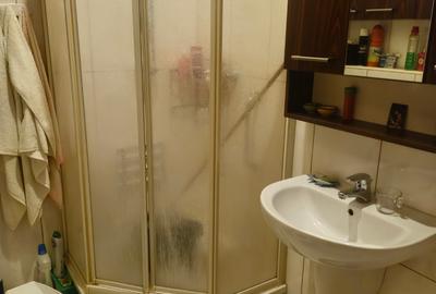 Apartament decomandat in Vila - 7